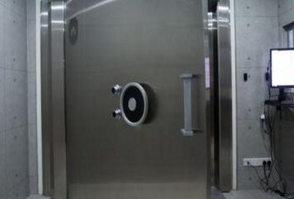 Vault and Cage